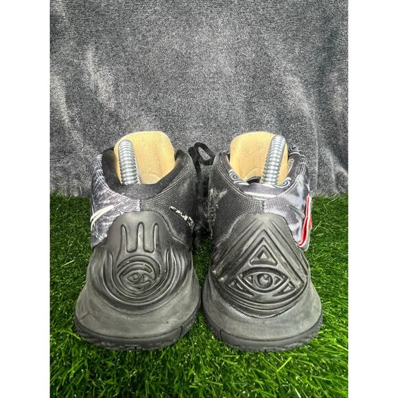 Nike Kyrie 5 Basketball Shoes Men’s 4.5 / Women’s 6 Black Grey Eye Design - Picture 4 of 6